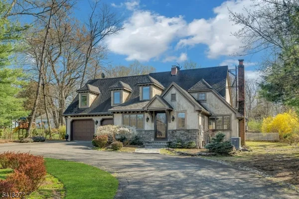 $946,000 | 21 Hewlett Road, Montville, NJ 07082