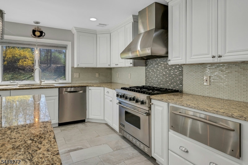 21 Hewlett Road Montville, NJ 07082 - Photo 13 of 47