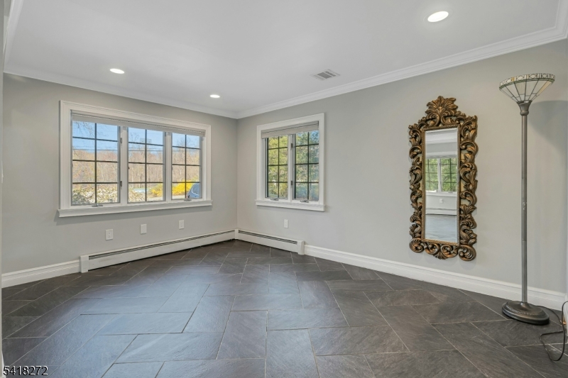 21 Hewlett Road Montville, NJ 07082 - Photo 6 of 47
