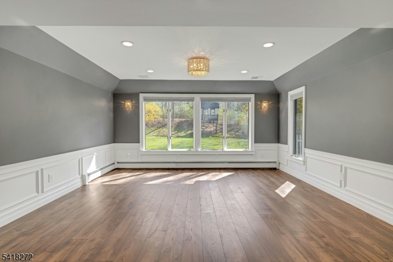 21 Hewlett Road Montville, NJ 07082 - Photo 8 of 47