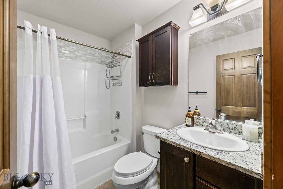 1122 Ridgeview Trail Livingston, MT 59047 - Photo 33 of 75 Full bath on main level