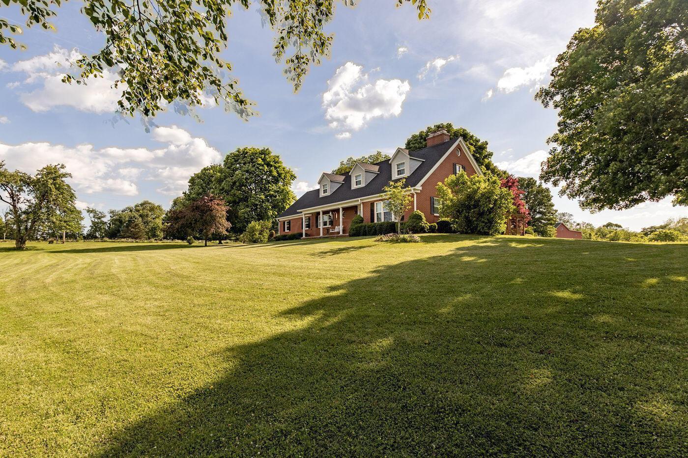 5565 Stringtown Road Northwest Baltimore, OH 43105 - Photo 3 of 61 5565 Stringtown Road