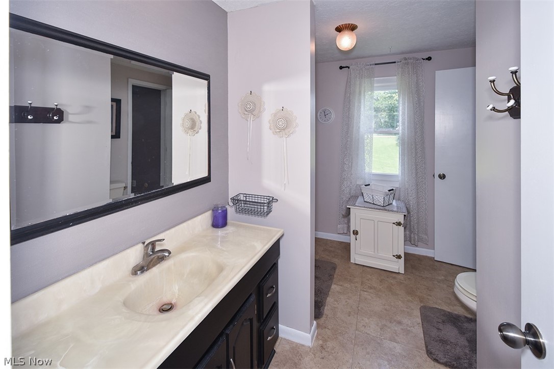 12122 Chamberlain Road Aurora, OH 44202 - Photo 27 of 35 Gallery Image 27