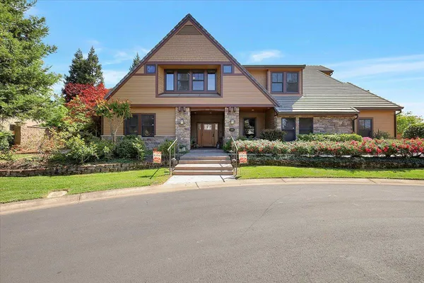 $1,350,000 | 1990 Cobblestone Court, Yuba City, CA 95993