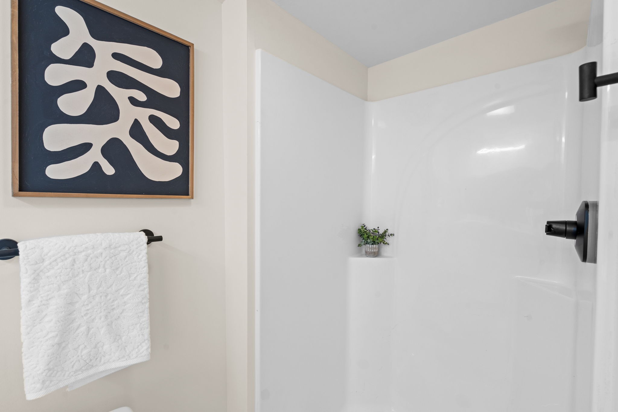 3004 Anderson Road Nashville, TN 37217 - Photo 16 of 28 a bathroom with a bathtub and shower