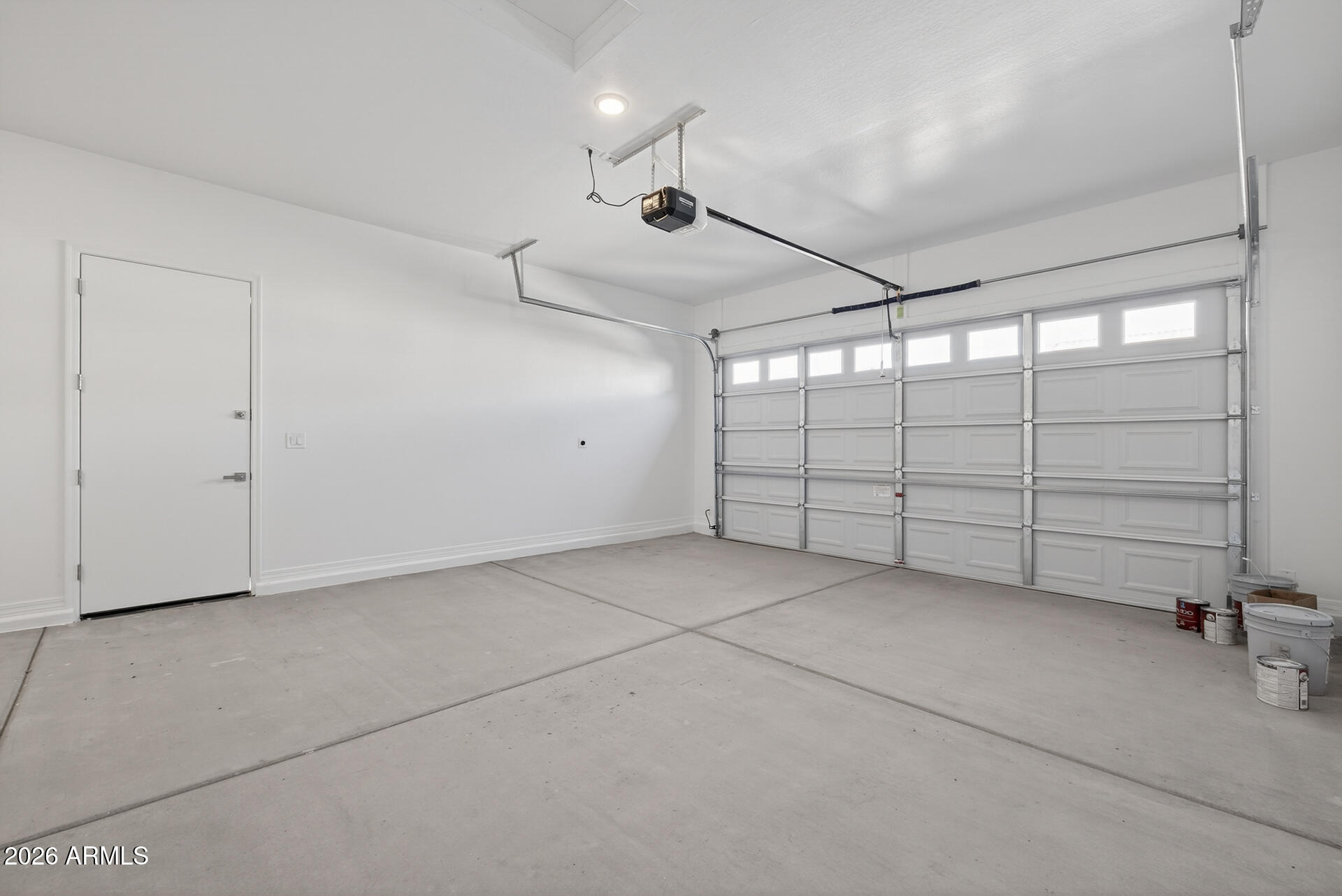 4273 East John Street Gilbert, AZ 85295 - Photo 27 of 42 38)GARAGE