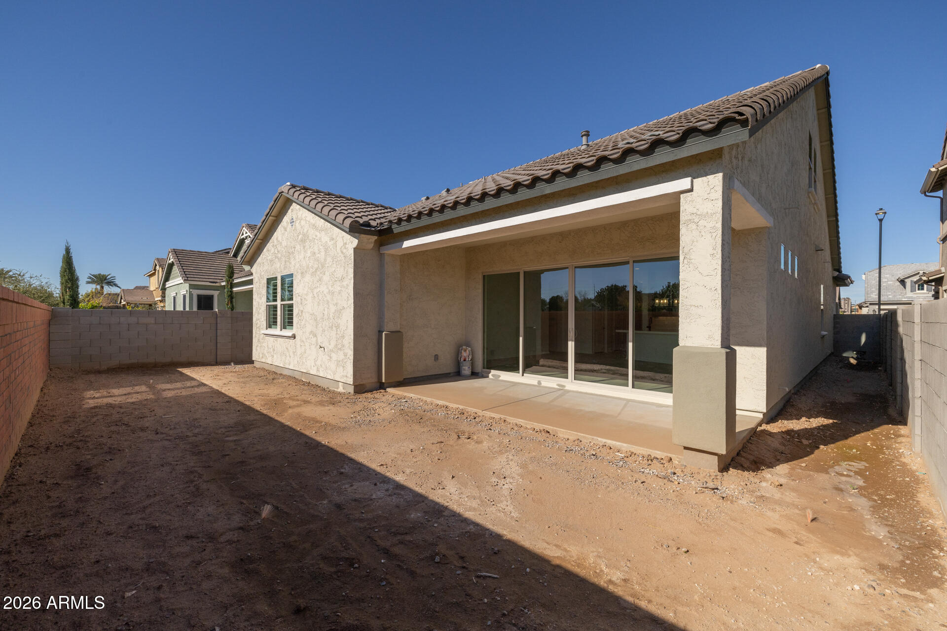 4273 East John Street Gilbert, AZ 85295 - Photo 29 of 42 40)BACK OF HOME