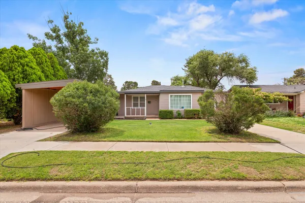 $160,000 | 516 Double U Drive, Levelland, TX 79336