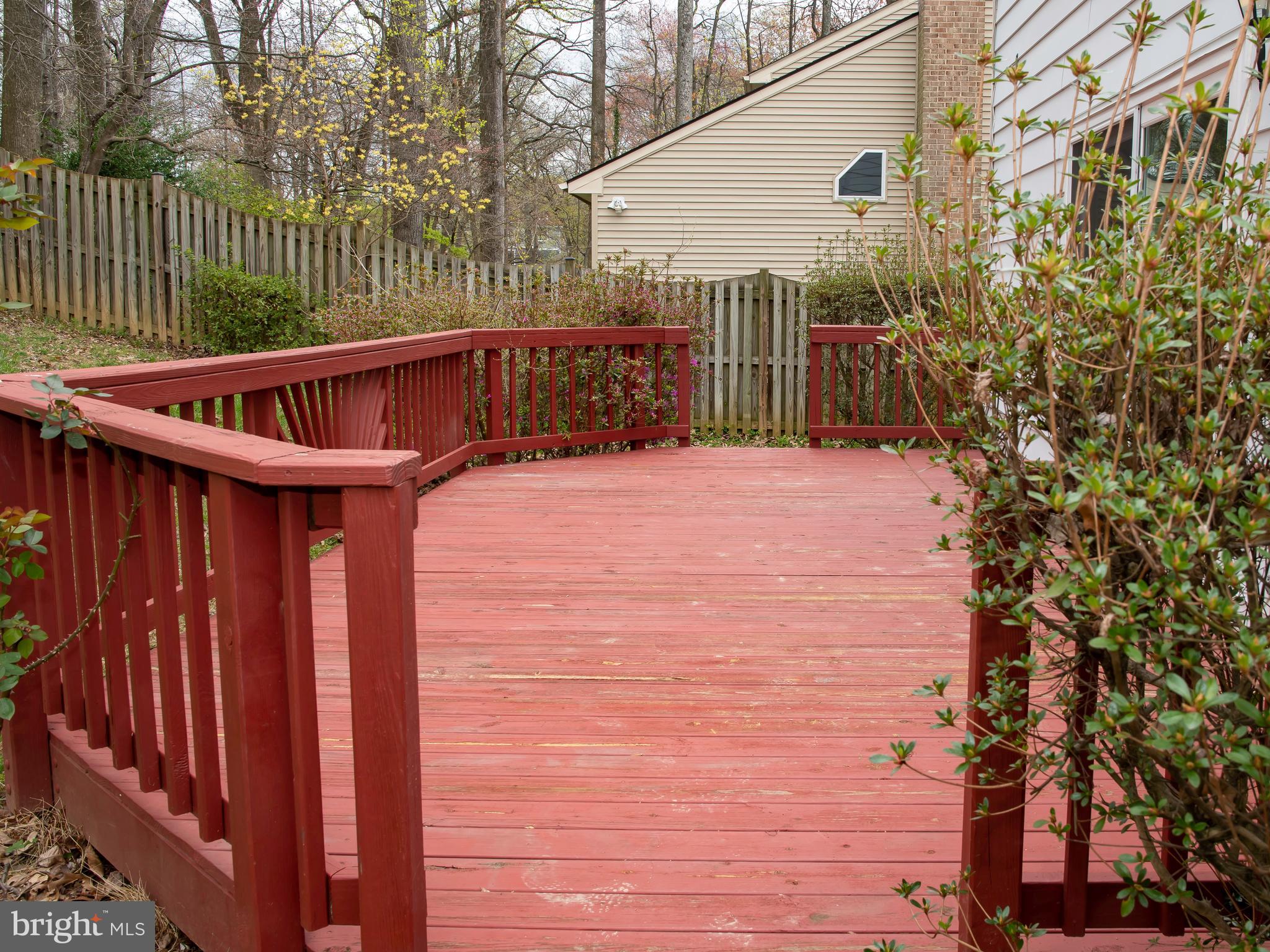 8402 Reflection Lane Vienna, VA 22182 - Photo 20 of 24 Deck