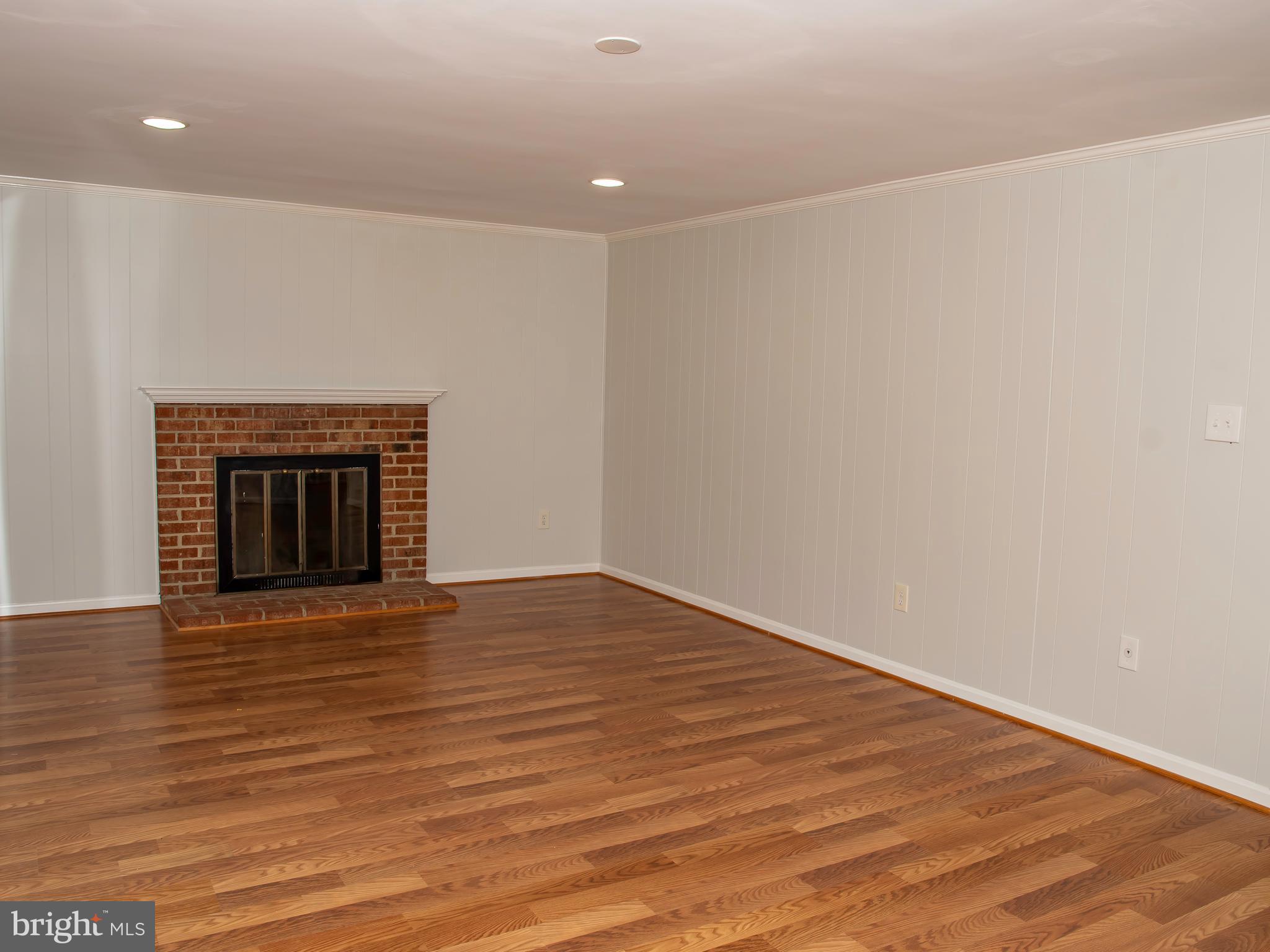 8402 Reflection Lane Vienna, VA 22182 - Photo 2 of 24 Family Room
