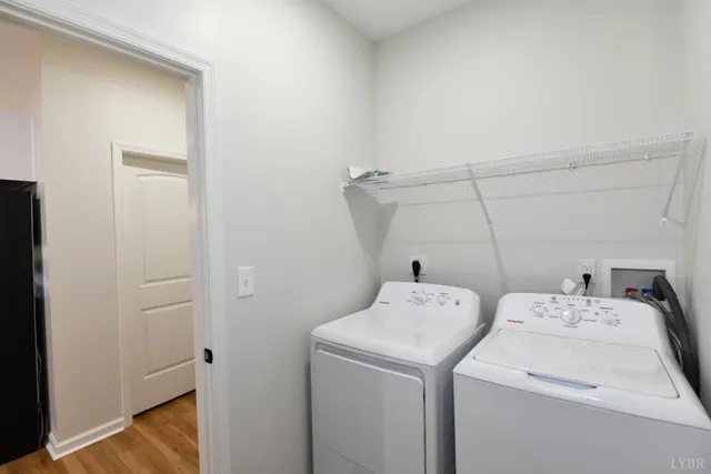 $268,500 | 128 Brenleigh Court, Unit 306, Lynchburg, VA 24501