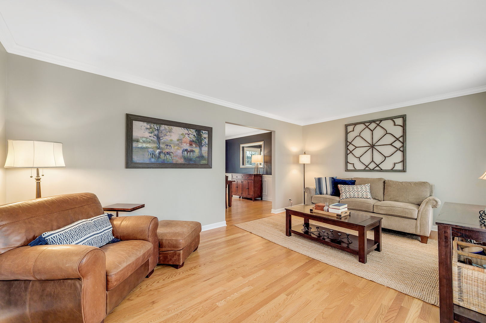 2S567 White Birch Lane Wheaton, IL 60189 - Photo 3 of 31 a living room with furniture and a lamp