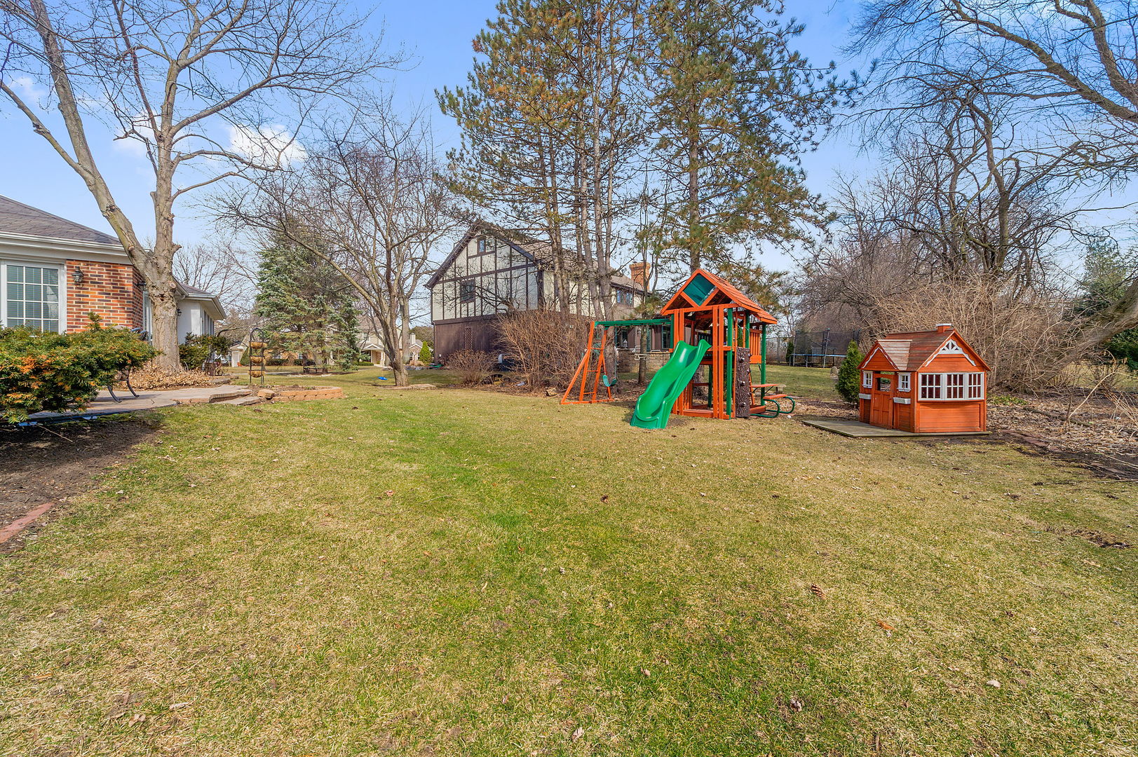 2S567 White Birch Lane Wheaton, IL 60189 - Photo 28 of 31 a view of a park with slides