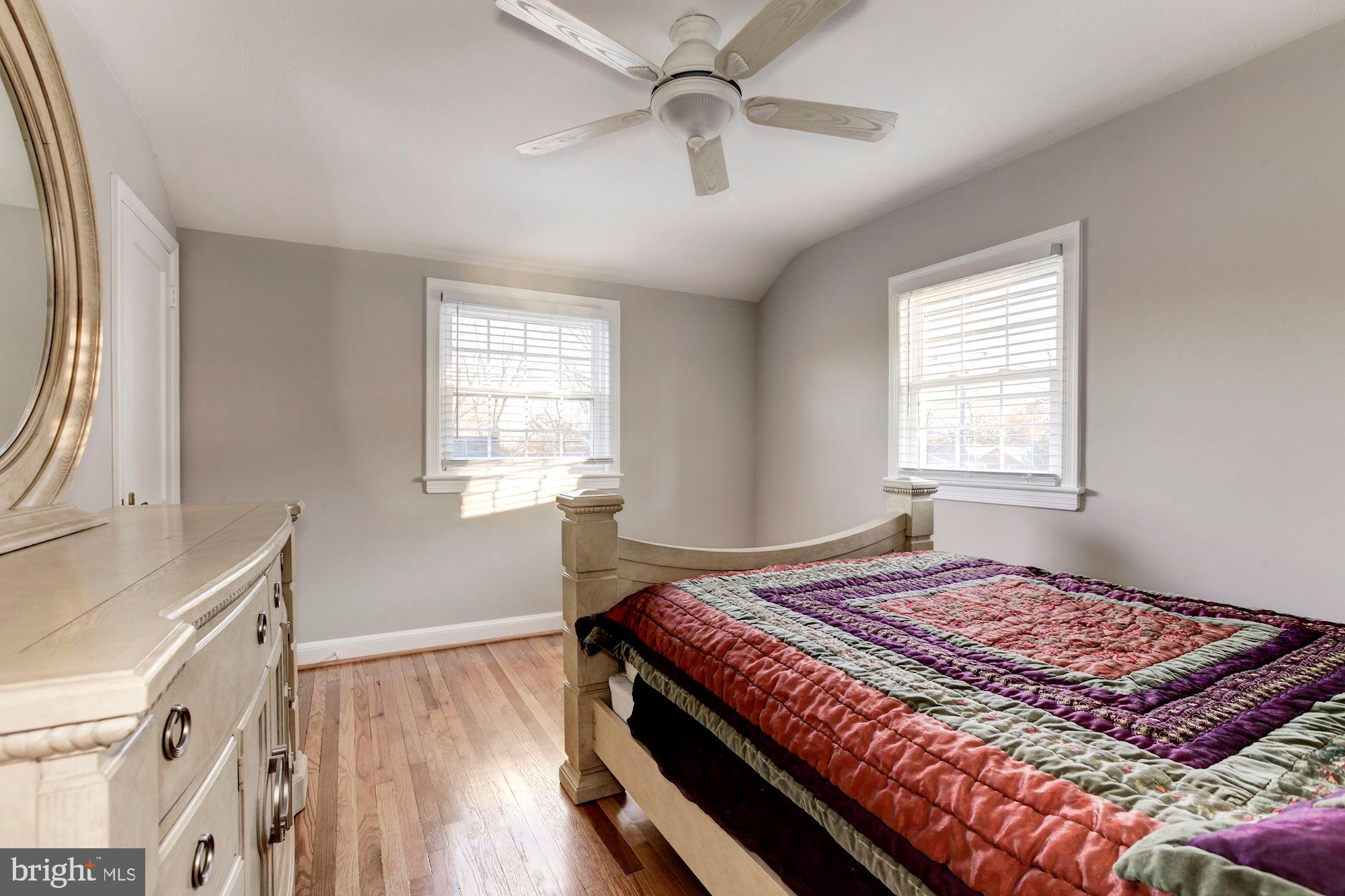 10030 Dallas Avenue Silver Spring, MD 20901 - Photo 14 of 24 Owner's bedroom
