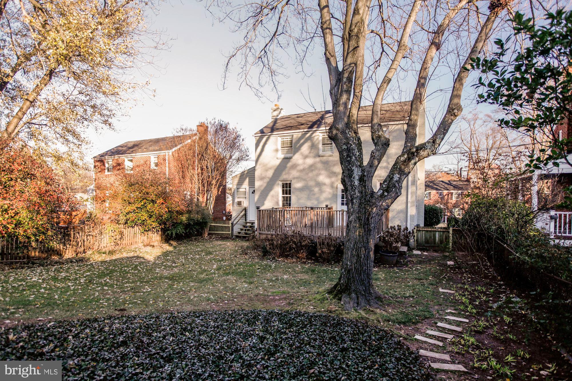 10030 Dallas Avenue Silver Spring, MD 20901 - Photo 23 of 24 Beautiful flat yard