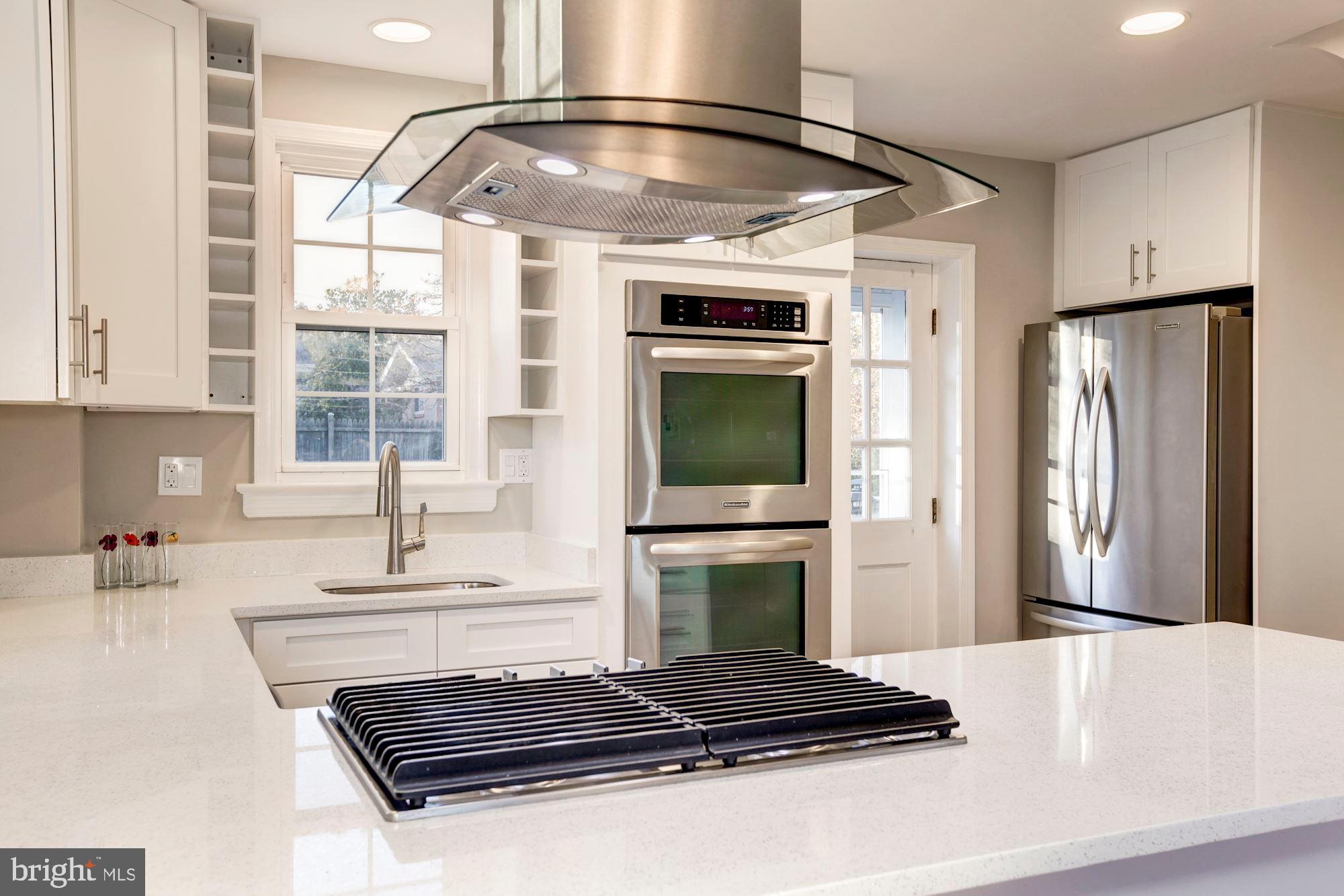10030 Dallas Avenue Silver Spring, MD 20901 - Photo 7 of 24 Brand new stainless appliances