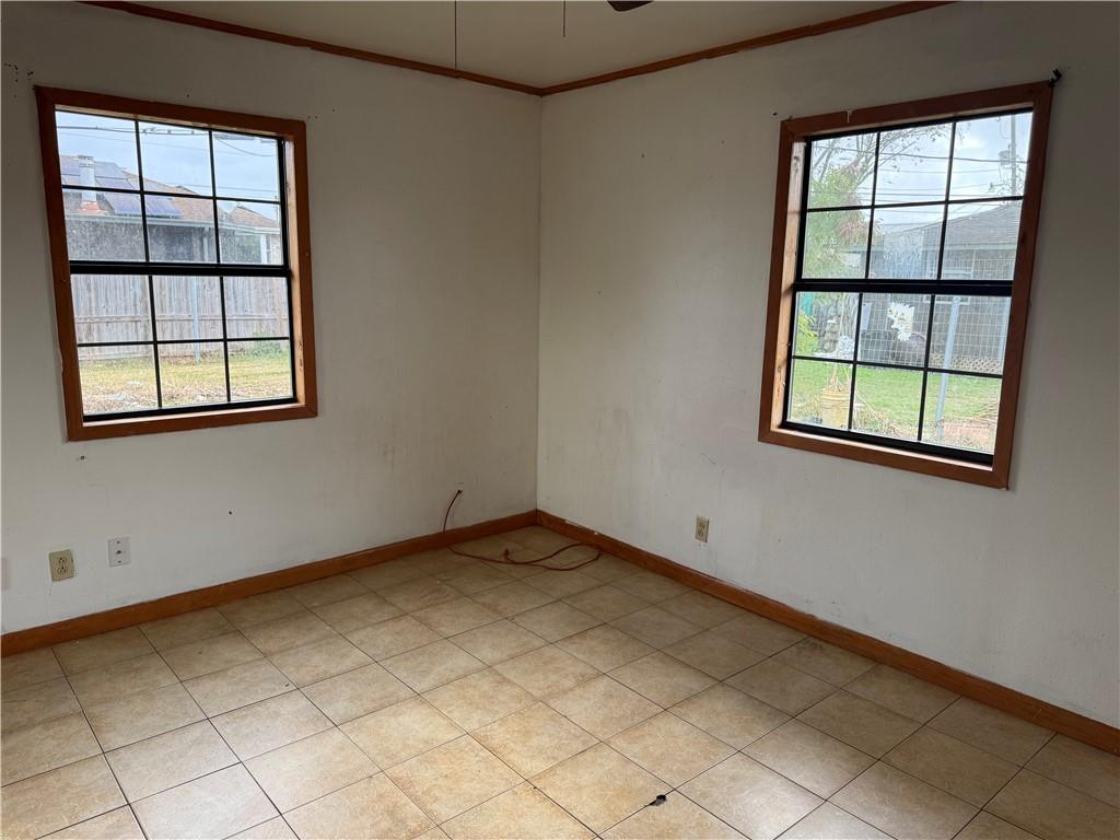 429 East Butterfly Circle Terrytown, LA 70056 - Photo 9 of 13