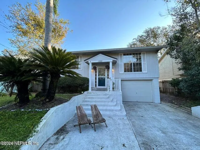 $2,900 | 1205 16th Street North, Jacksonville Beach, FL 32250