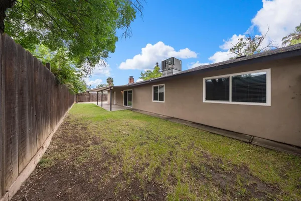 $399,999 | 1120 Shasta Avenue, Modesto, CA 95358
