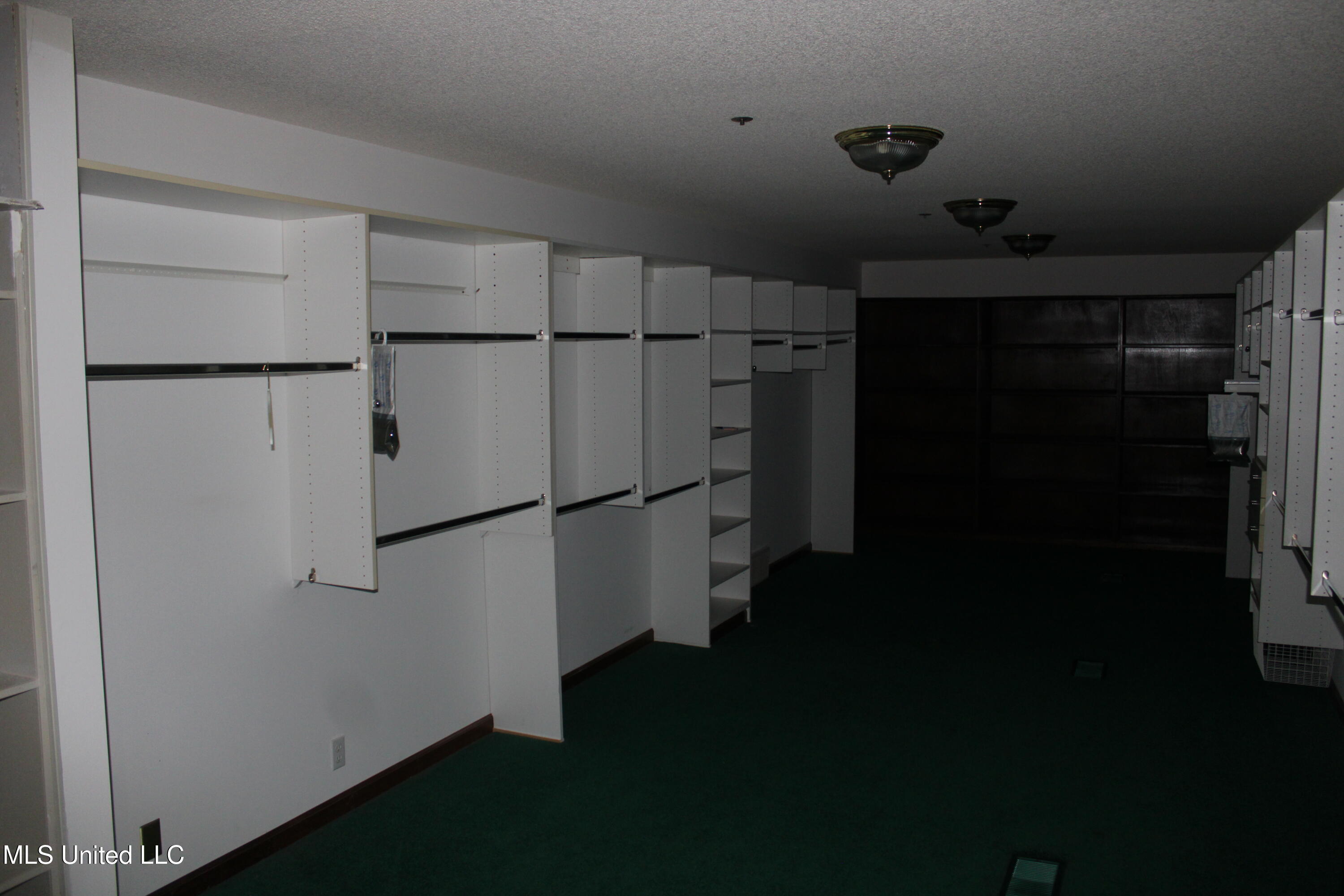 76 Peach Tree Road Byhalia, MS 38611 - Photo 23 of 47 IMG_7045