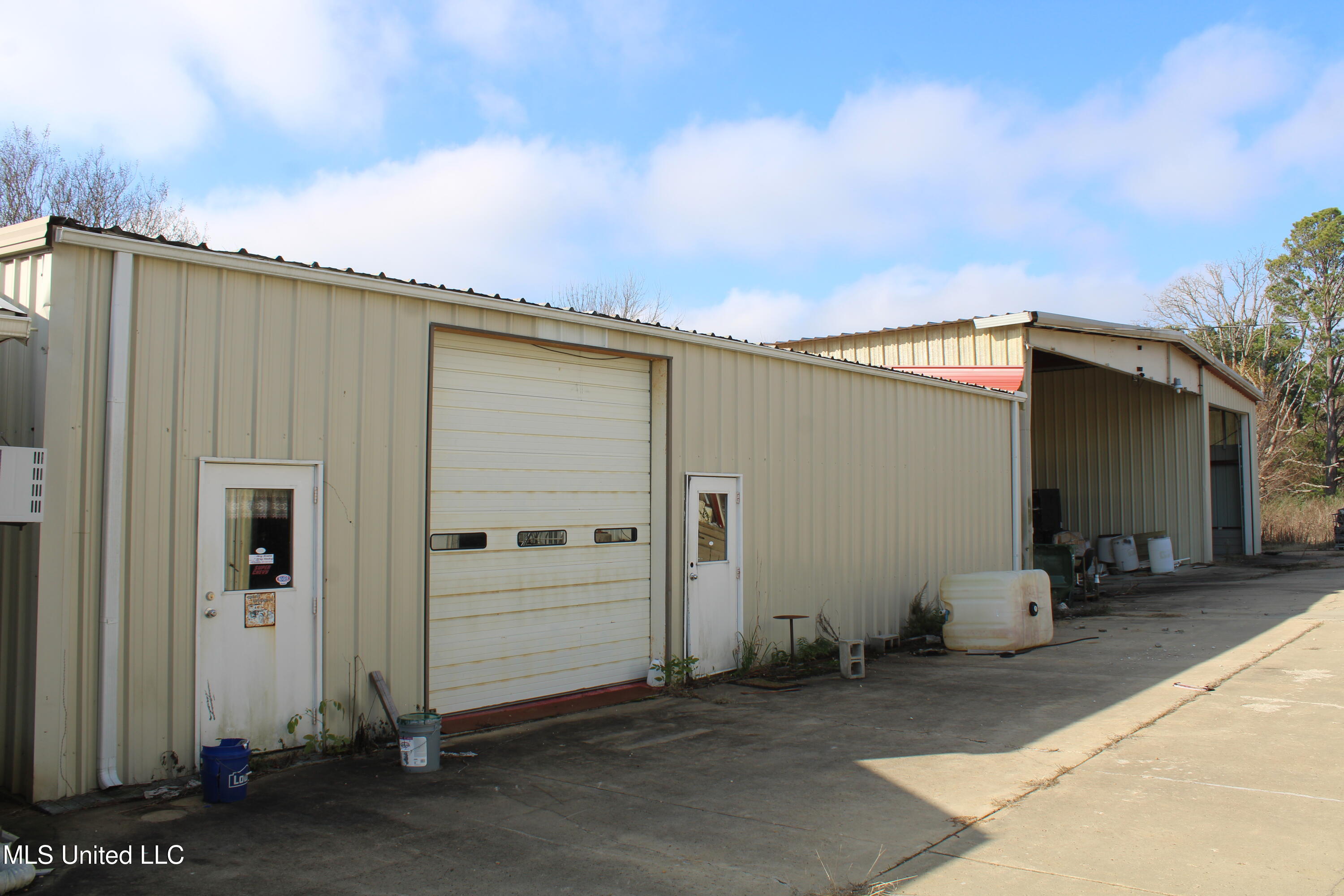 76 Peach Tree Road Byhalia, MS 38611 - Photo 30 of 47 IMG_7012