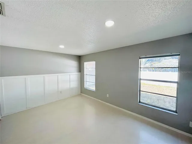 an empty room with a empty space