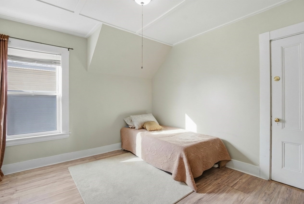 21 Atkins Avenue Lynn, MA 01904 - Photo 27 of 37