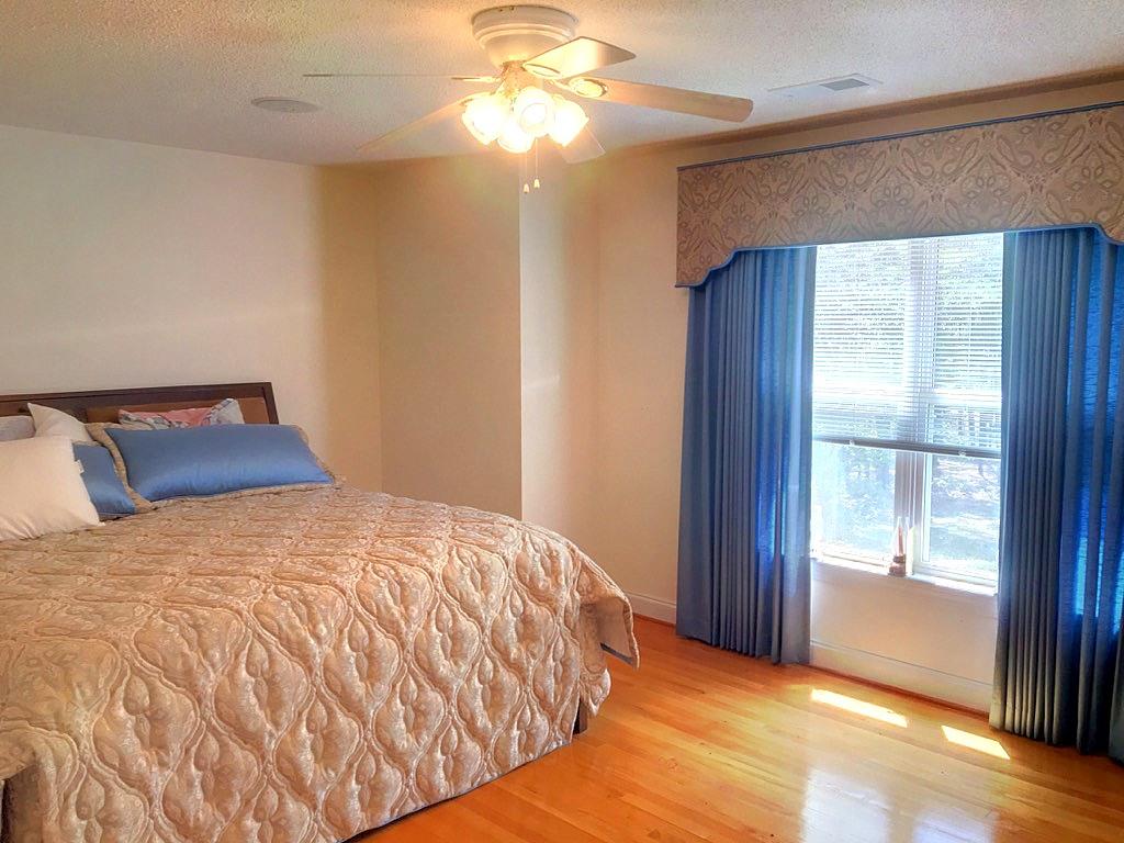 518 Woodspring Road Mount Pleasant, SC 29466 - Photo 35 of 52 One of the Bedrooms