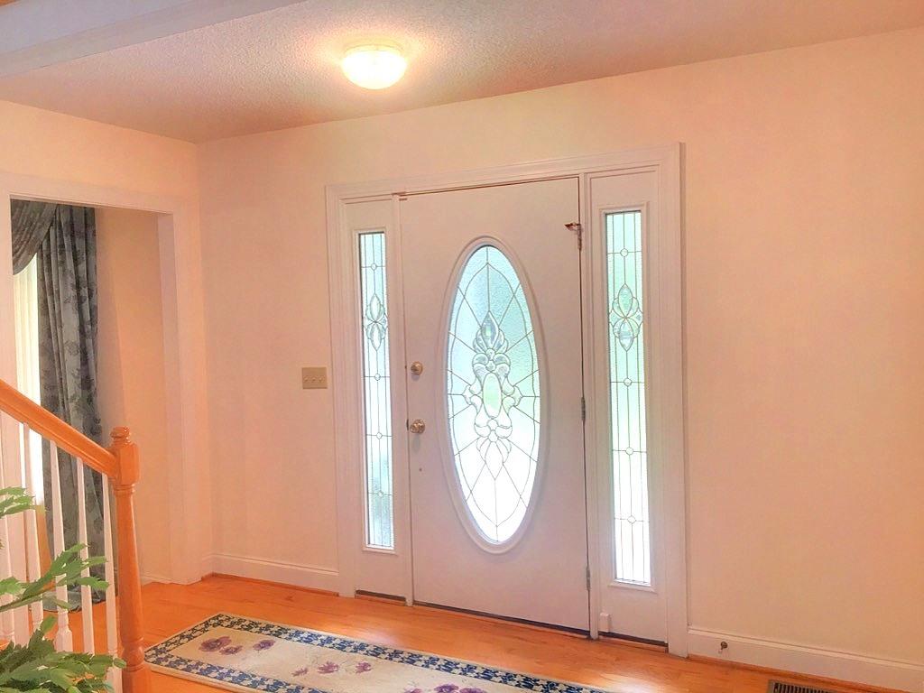 518 Woodspring Road Mount Pleasant, SC 29466 - Photo 6 of 52 Foyer