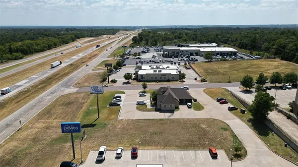 $395,000 | 75 Denison Tx 75020, Denison, TX 75020