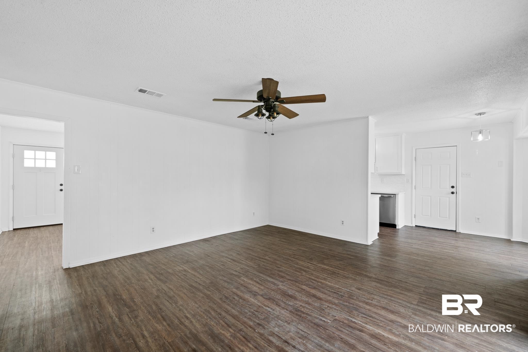 5716 Post Oak Court Mobile, AL 36609 - Photo 10 of 23 Great Room