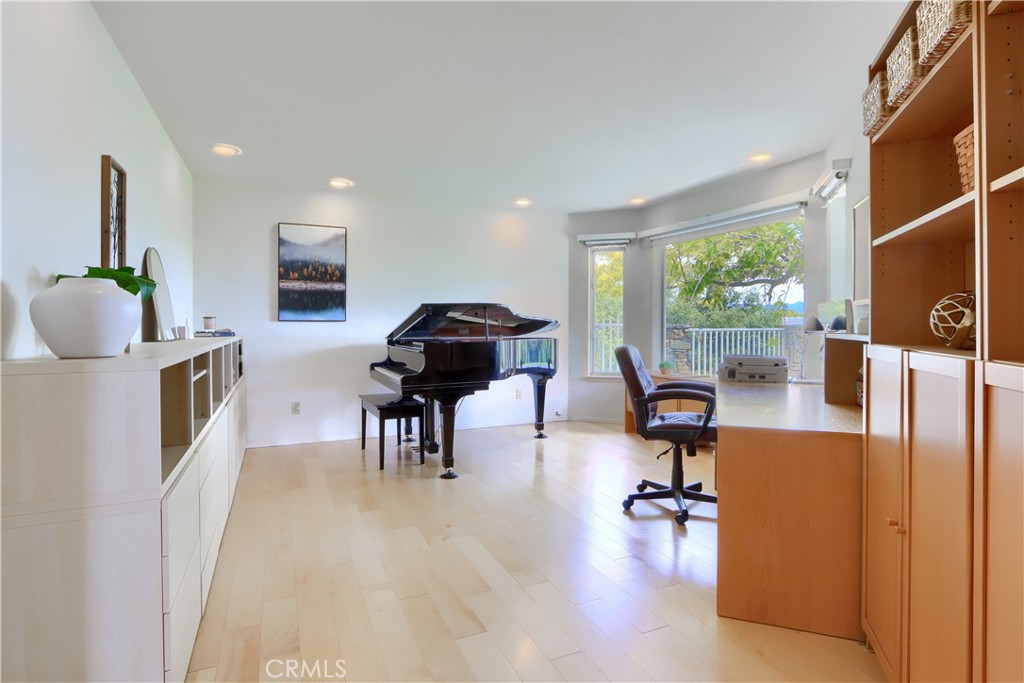 5603 Clouds Rest Mariposa, CA 95338 - Photo 24 of 75 Grand Piano Music Room w/Views -- Den!