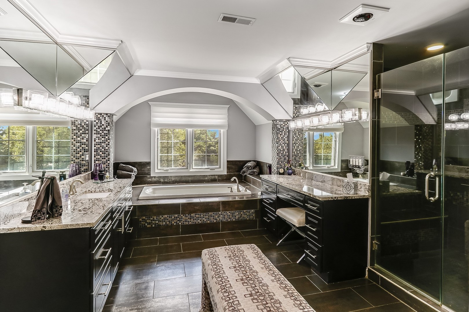 1839 Rizzi Lane Bartlett, IL 60103 - Photo 26 of 50 a very nice looking room with a large window