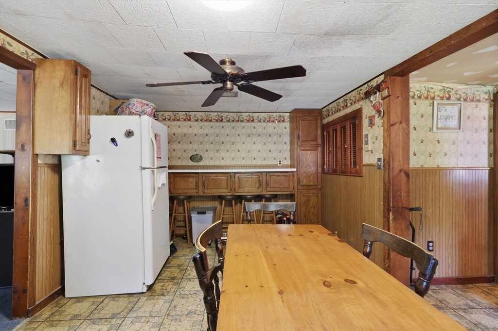 101 Whitins Road Sutton, MA 01590 - Photo 5 of 35 Gallery Image 5