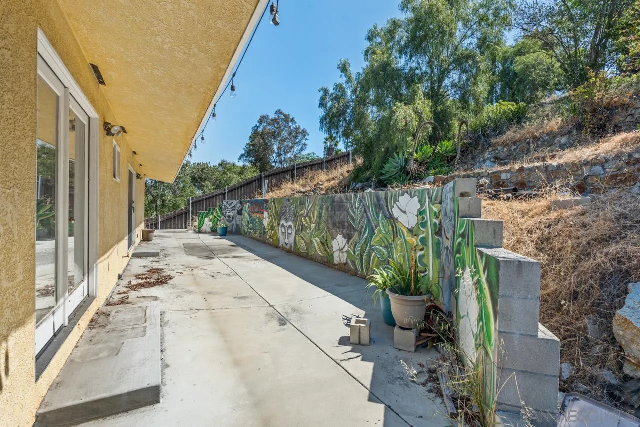 2901 Helix Street Spring Valley, CA 91977 - Photo 29 of 29