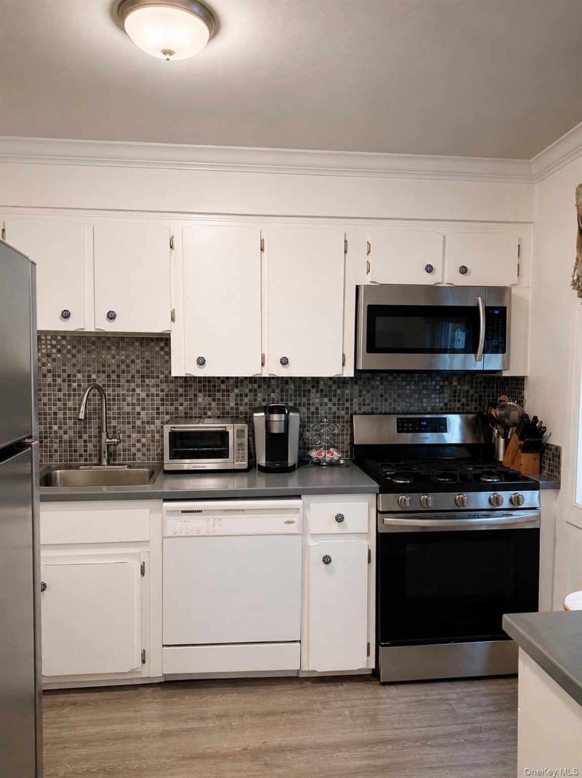 930 Merrick Road, Unit 5 Baldwin, NY 11510 - Photo 8 of 11