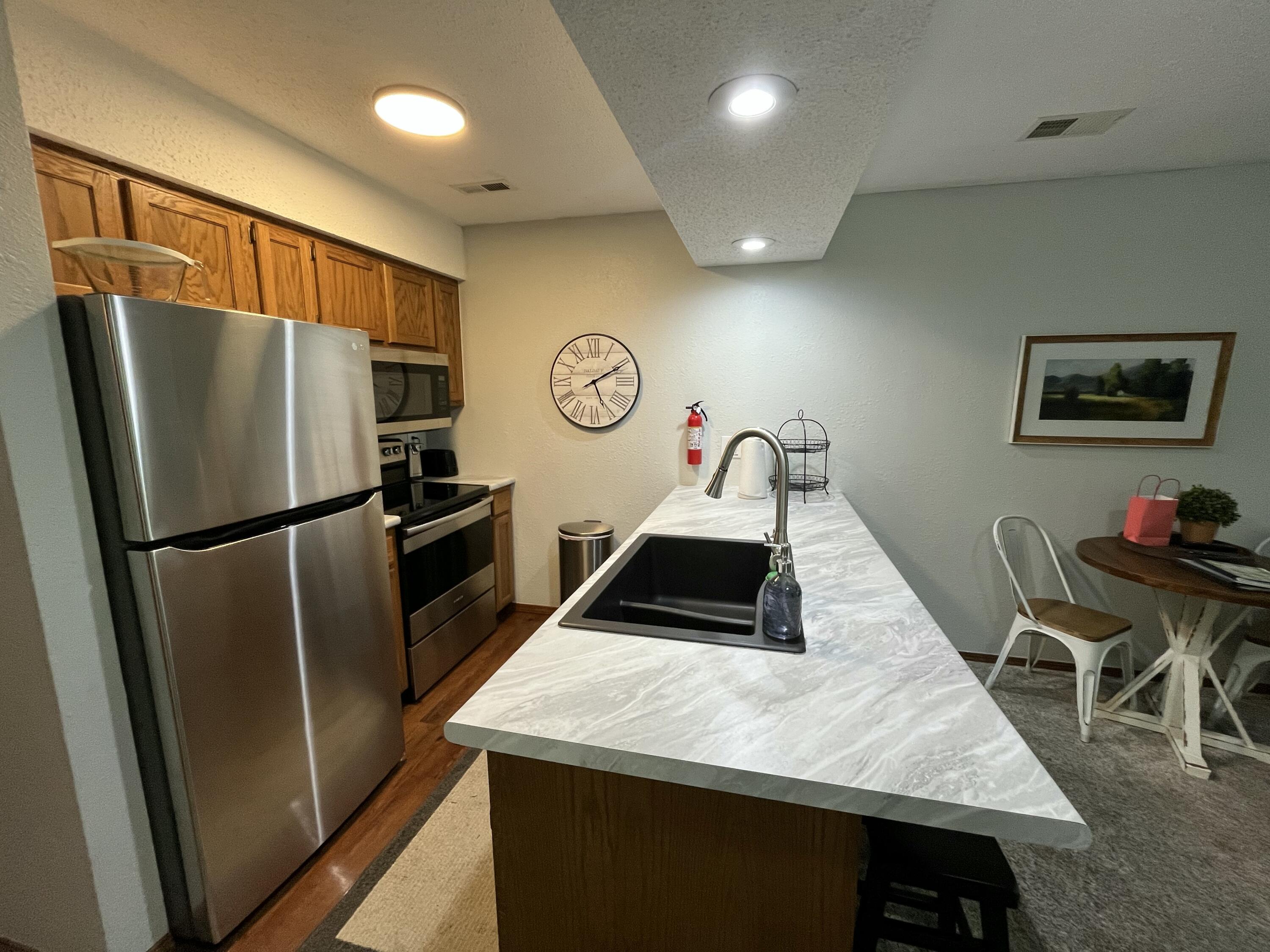 239 Notch Lane, Unit 4 Reeds Spring, MO 65737 - Photo 7 of 28 IMG_8424