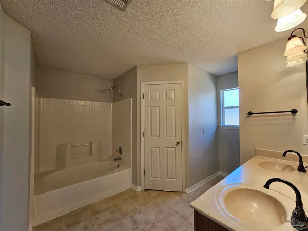 $1,850 | 4347 Crosswind Drive, Milton, FL 32583