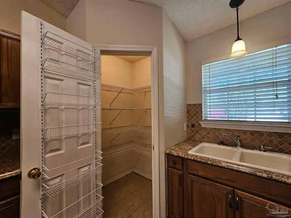 $1,850 | 4347 Crosswind Drive, Milton, FL 32583