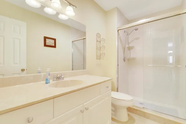 $749,900 | 4161 U.S. Highway 1, Unit C2, Jupiter, FL 33477