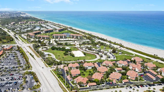 $749,900 | 4161 U.S. Highway 1, Unit C2, Jupiter, FL 33477