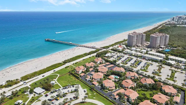 $749,900 | 4161 U.S. Highway 1, Unit C2, Jupiter, FL 33477