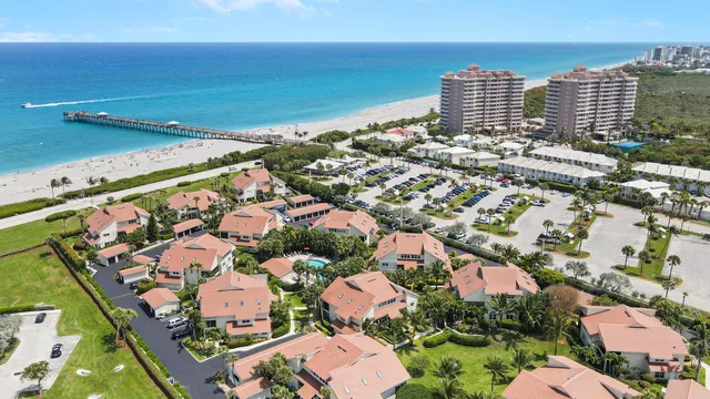 $749,900 | 4161 U.S. Highway 1, Unit C2, Jupiter, FL 33477