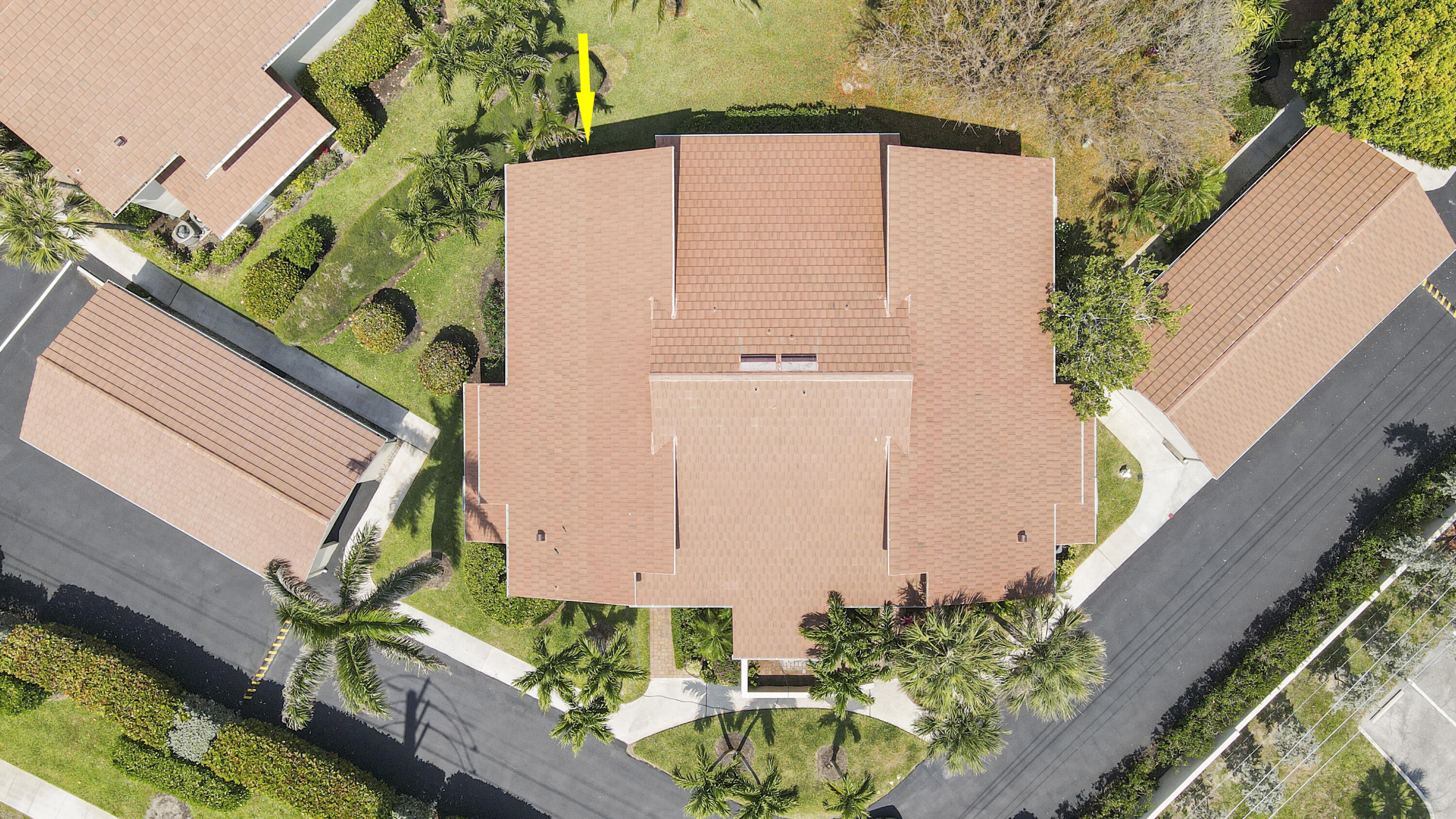 4161 U.S. Highway 1, Unit C2 Jupiter, FL 33477 - Photo 54 of 57 a view of a backyard with plants