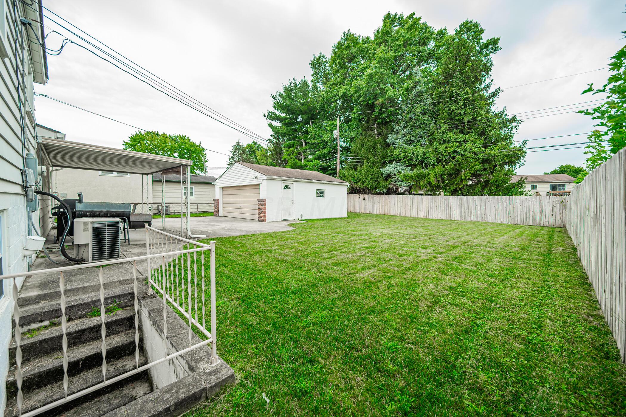 2447 Maybury Road Columbus, OH 43232 - Photo 37 of 55 2447 maybury 041