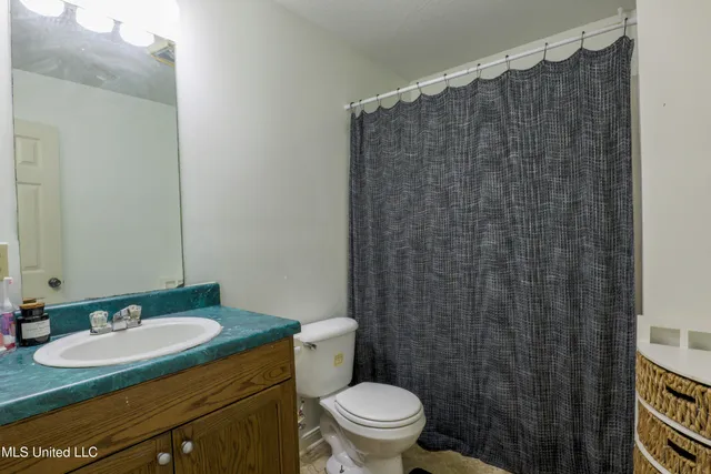 $300,000 | 2745 Merritt Road, Leakesville, MS 39451