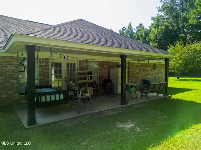 $300,000 | 2745 Merritt Road, Leakesville, MS 39451