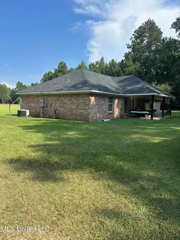 $300,000 | 2745 Merritt Road, Leakesville, MS 39451
