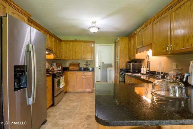 $300,000 | 2745 Merritt Road, Leakesville, MS 39451