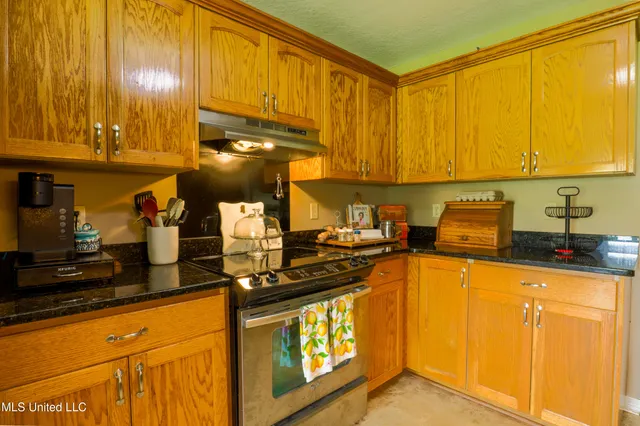 $300,000 | 2745 Merritt Road, Leakesville, MS 39451